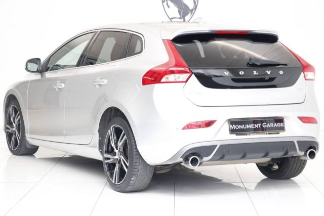 2018 Volvo V40 2.0 D3 [4 Cyl 150] R DESIGN Pro 5dr Geartronic
